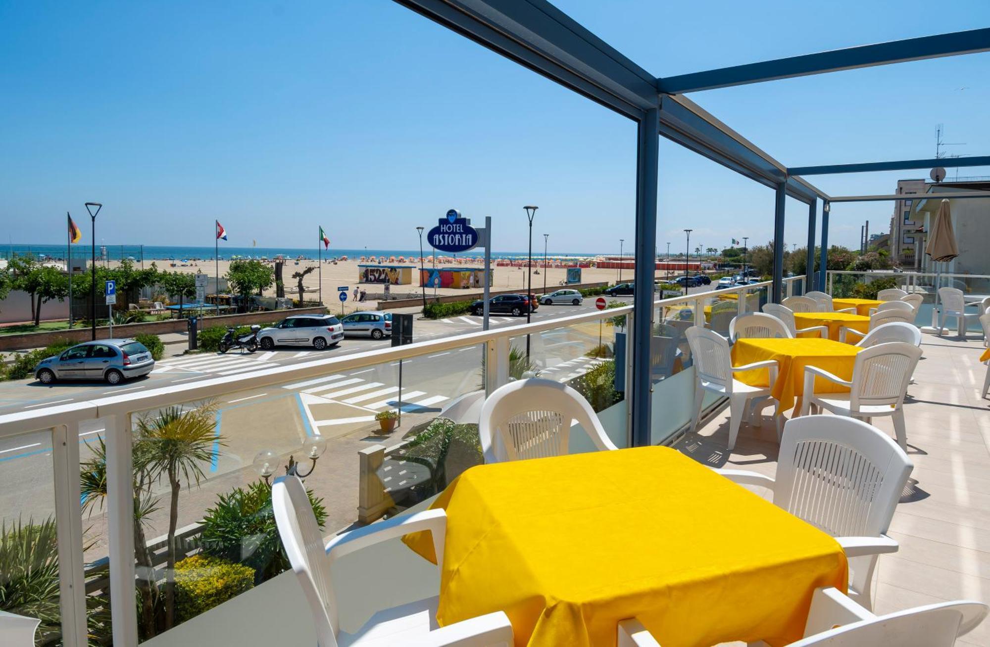 Hotel Astoria Cervia Buitenkant foto